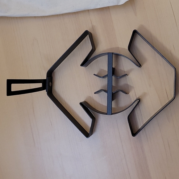 Williams-Sonoma Star Wars Falcon Tie Fighter X-Wing Metal Pancake Molds - Picture 4 of 10